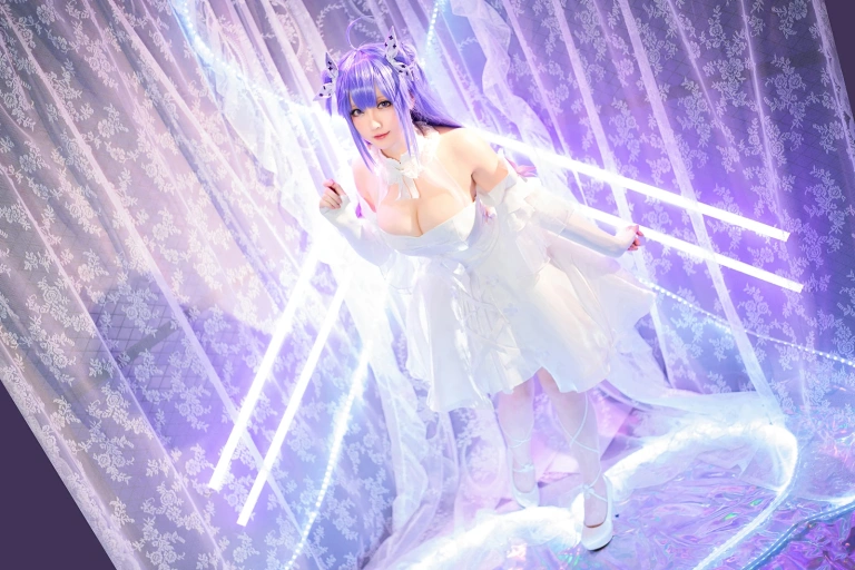 星之迟迟《《纯白と漆黑》 独角兽》主题写真：24张全套美图