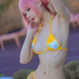 阿包也是兔娘《生或死联动碧蓝航线 穗香泳装》主题写真：29张全套美图