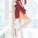 桜桃喵《桜桃未熟2 红色体操服》主题写真：44张全套美图