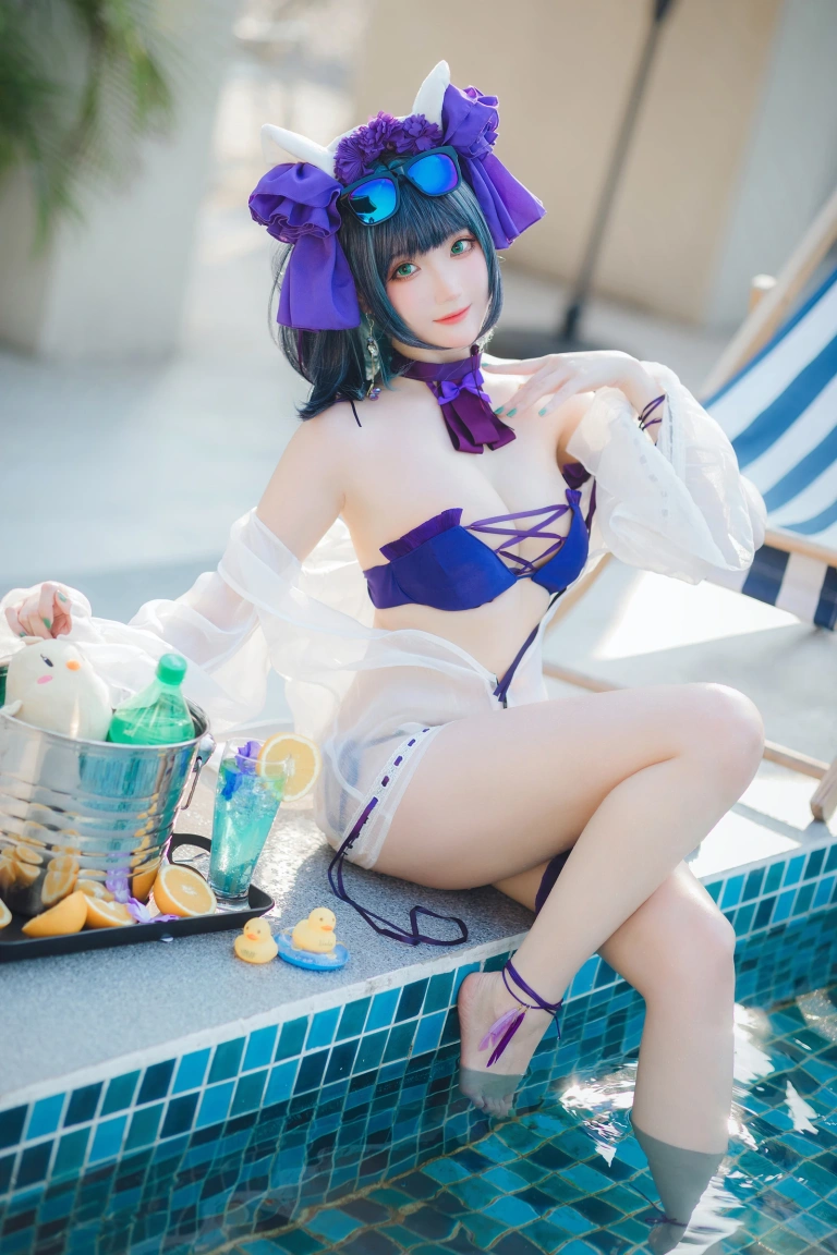 瓜希酱《柴郡泳装》主题写真：32张全套美图
