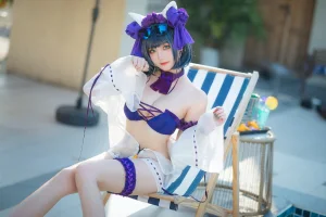 瓜希酱《柴郡泳装》主题写真：32张全套美图