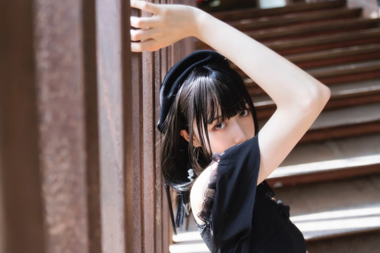 木棉棉《黑色魅惑》主题写真：23张全套美图