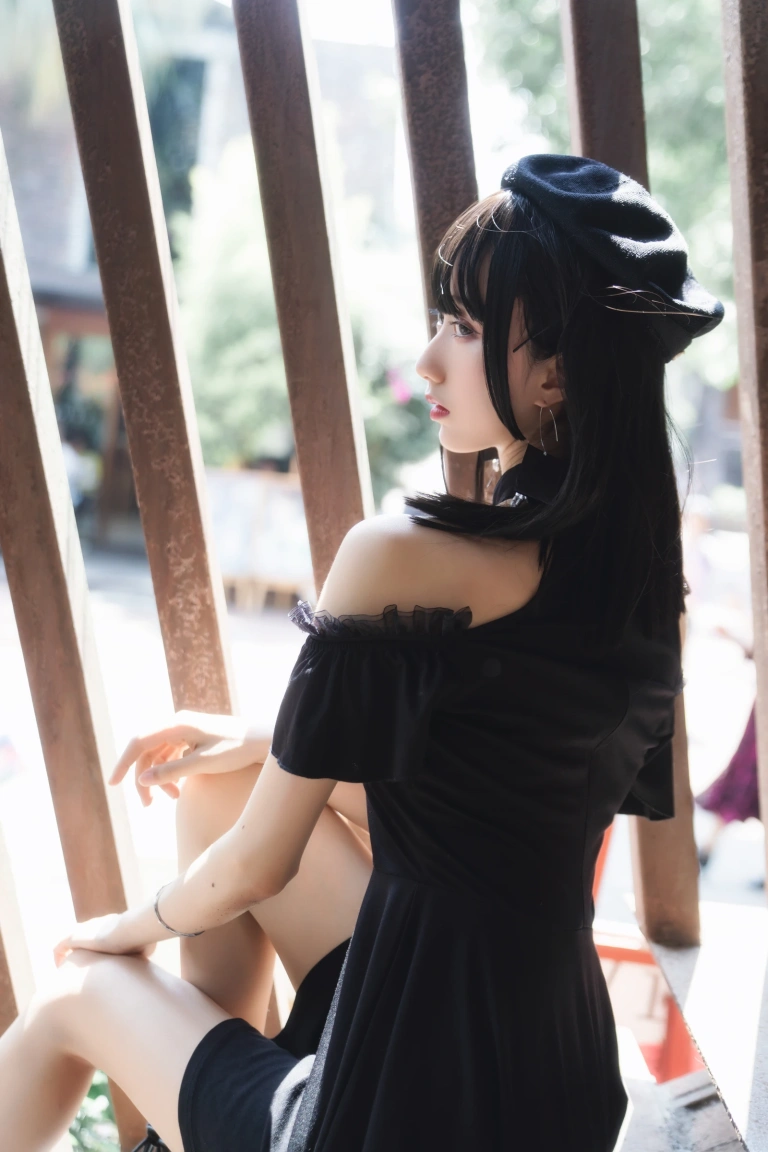 木棉棉《黑色魅惑》主题写真：23张全套美图