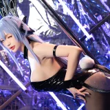 星之迟迟《《纯白と漆黑》 花园》主题写真：31张全套美图