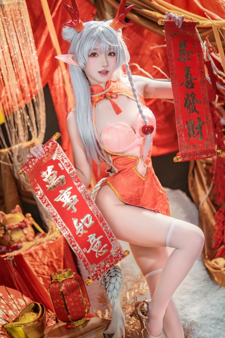 阿包也是兔娘《新春贺图 龙妹》主题写真：44张全套美图，含1个视频