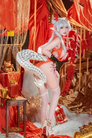 阿包也是兔娘《新春贺图 龙妹》主题写真：44张全套美图，含1个视频
