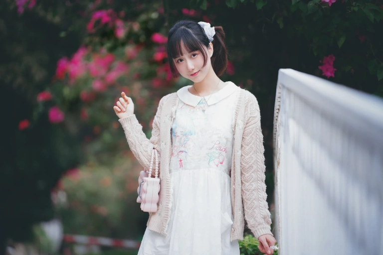 木棉棉《花与少女》主题写真：29张全套美图