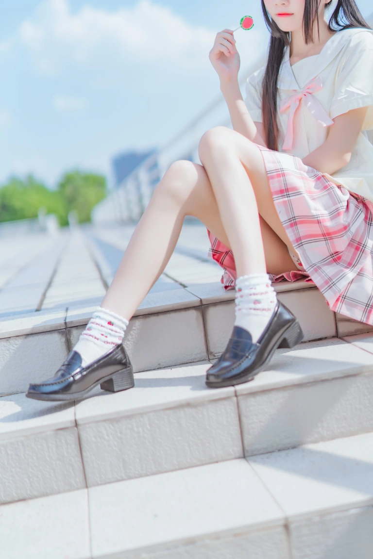 桜桃喵《桜桃未熟2 幼稚园》主题写真：35张全套美图
