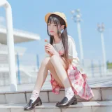 桜桃喵《桜桃未熟2 幼稚园》主题写真：35张全套美图