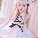 日奈娇(椎名莜)《白小绵羊》主题写真：70张全套美图