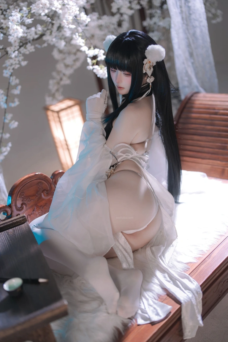 屿鱼《碧蓝航线 史特拉塞·艳书美玉》主题写真：97张全套美图