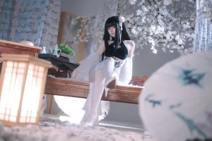 屿鱼《碧蓝航线 史特拉塞·艳书美玉》主题写真：97张全套美图