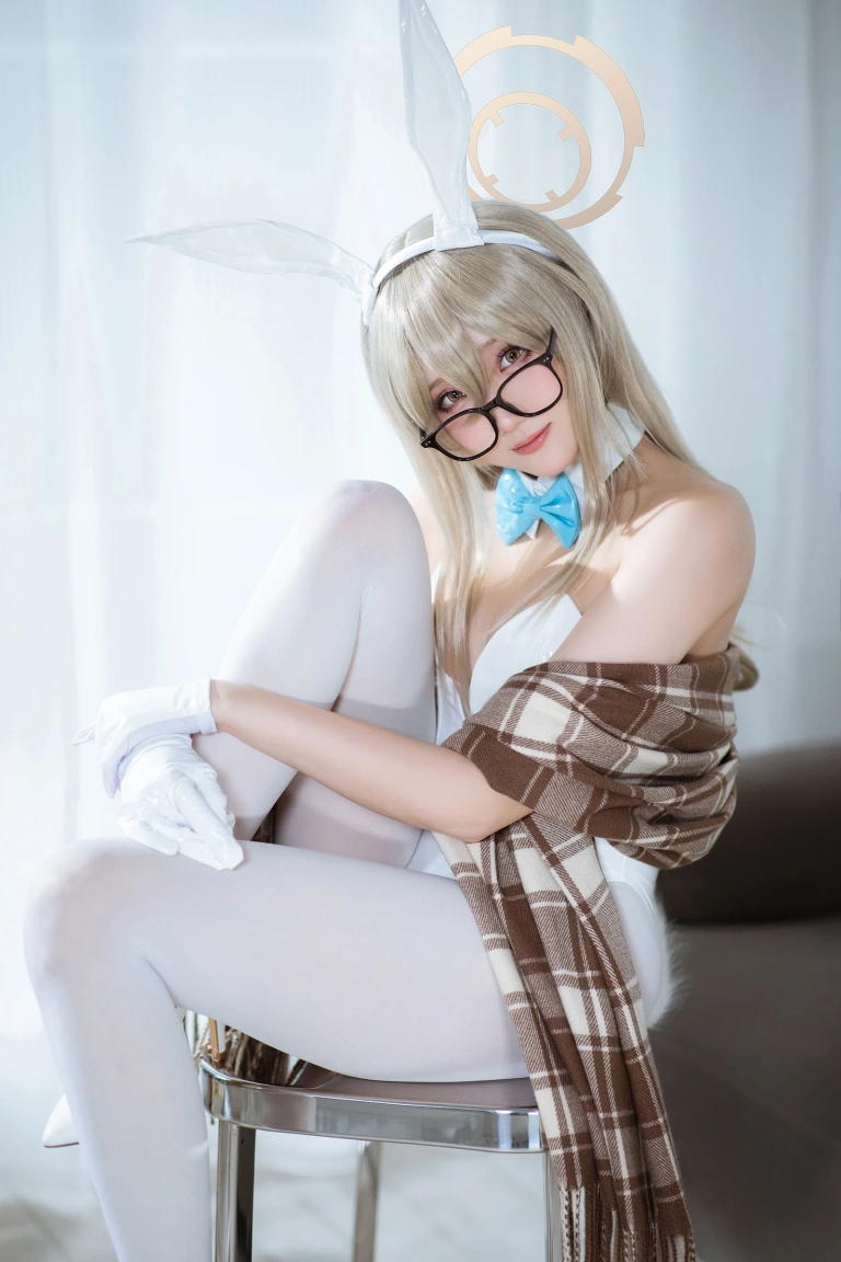 瓜希酱&Momoko葵葵《BA兔兔cos双人本》主题写真：93张全套美图