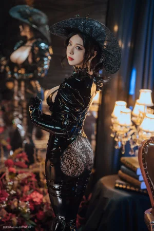 皮皮奶《莉莉丝》主题写真：40张全套美图