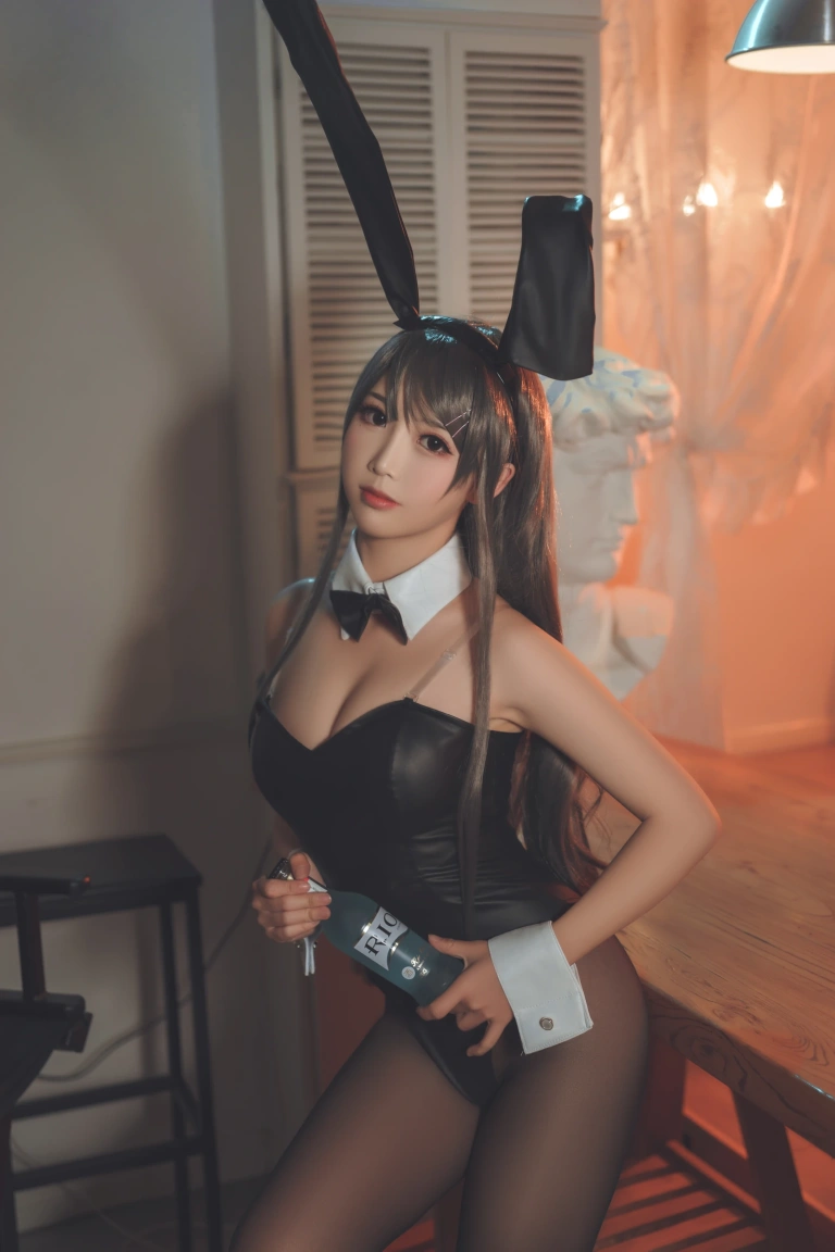 面饼仙儿《樱岛麻衣》主题写真：40张全套美图