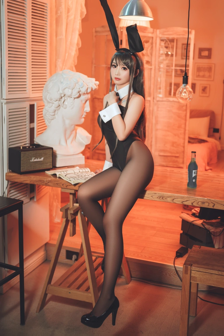 面饼仙儿《樱岛麻衣》主题写真：40张全套美图