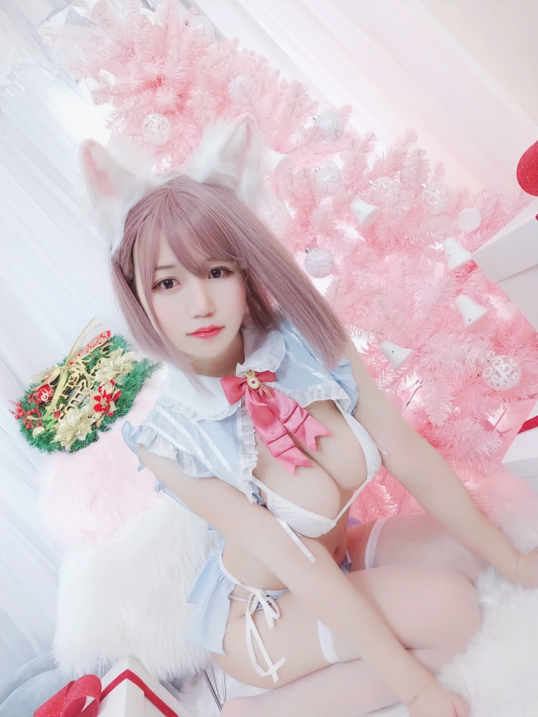 小仓千代《可可爱爱圣诞节》主题写真：24张全套美图