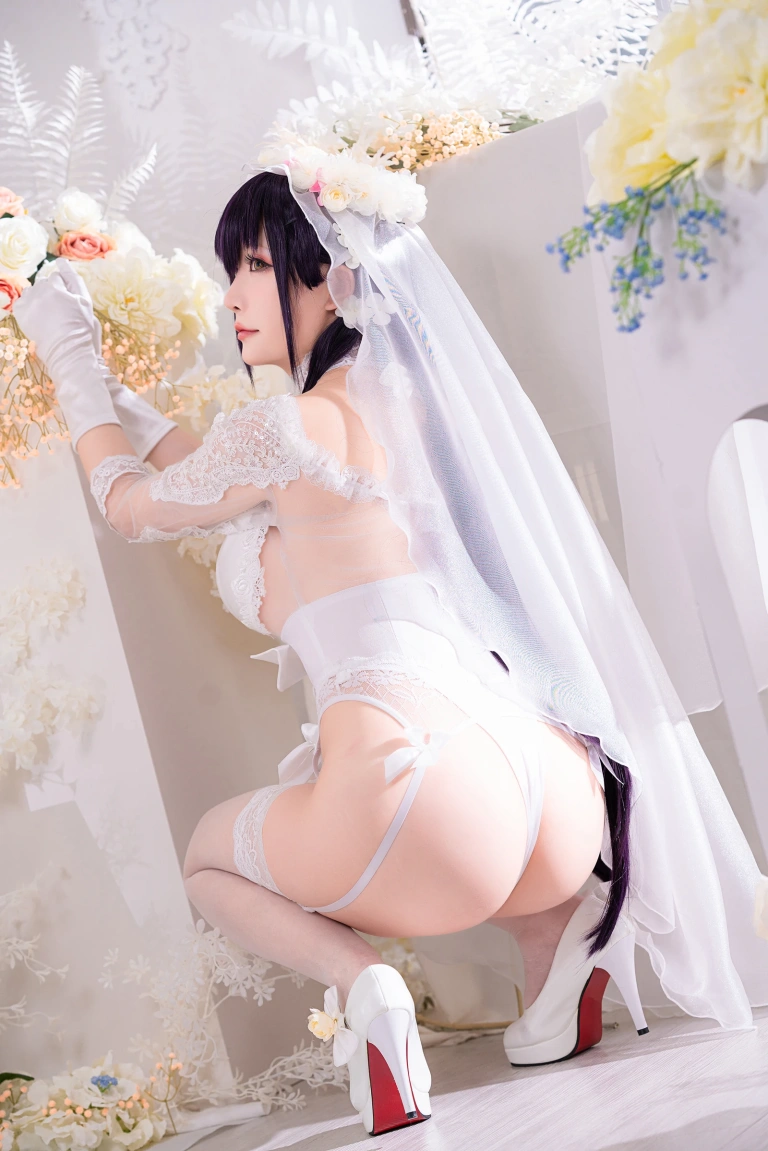 星之迟迟《《纯白と漆黑》 吾妻》主题写真：31张全套美图