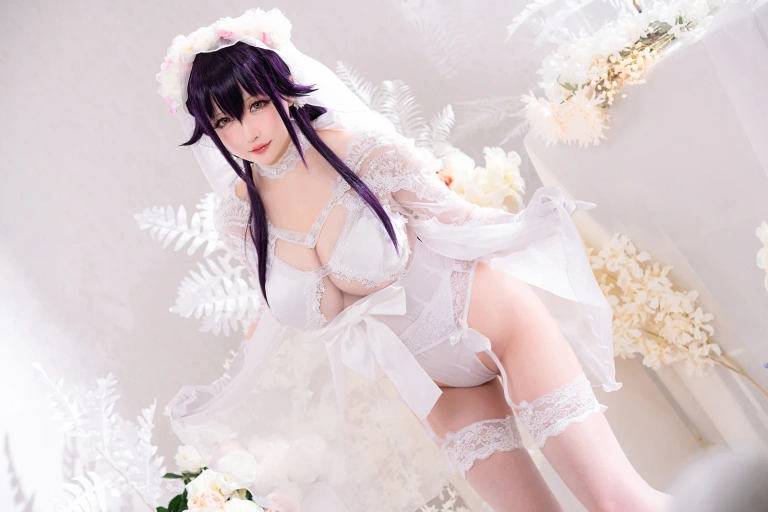 星之迟迟《《纯白と漆黑》 吾妻》主题写真：31张全套美图