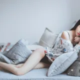 桜桃喵《倦》主题写真：32张全套美图