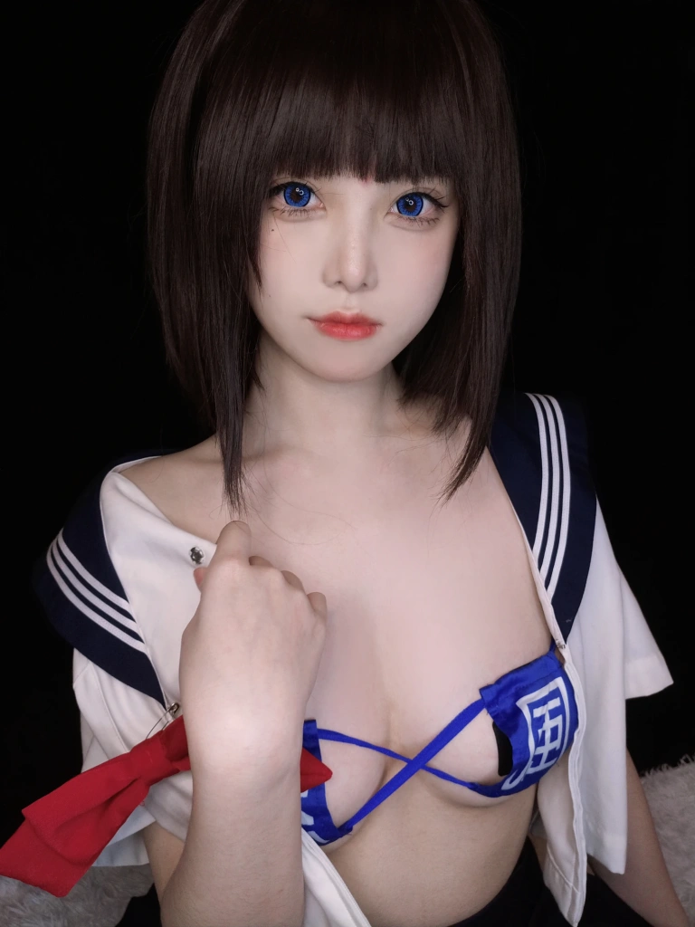 蜜汁猫裘《坏学妹自拍》主题写真：38张全套美图，含6个视频