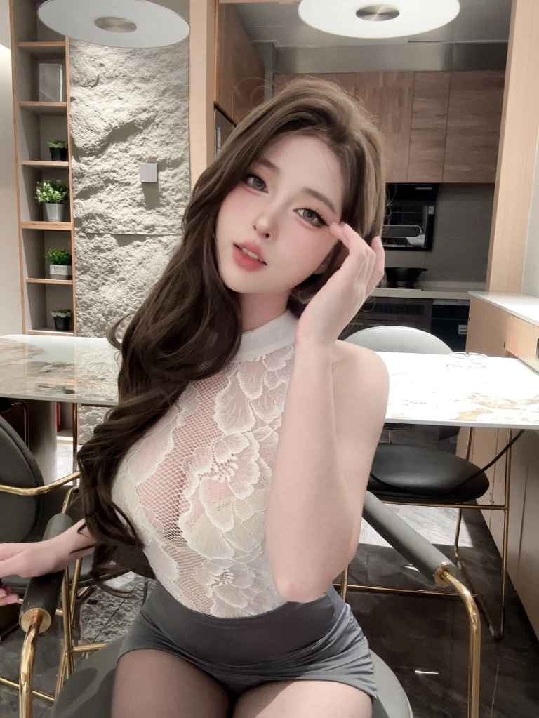 清水由乃《秘书招待室》主题写真：55张全套美图，含1个视频