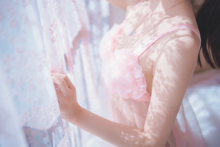 桜桃喵《初恋01》主题写真：30张全套美图