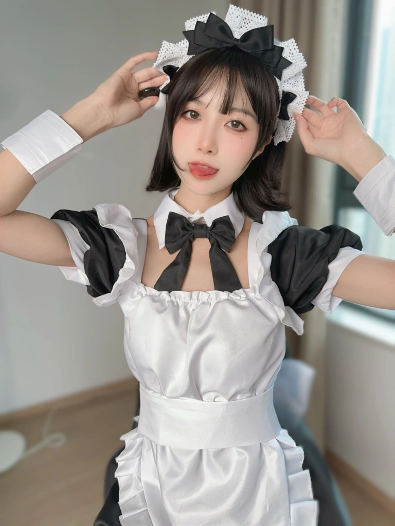 布丁大法《女仆奶糖派》主题写真：149张全套美图，含7个视频