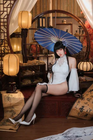 瓜希酱《逸仙改》主题写真：20张全套美图