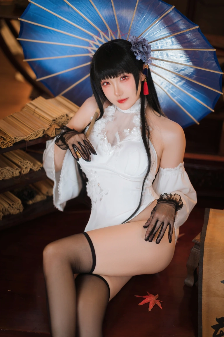 瓜希酱《逸仙改》主题写真：20张全套美图