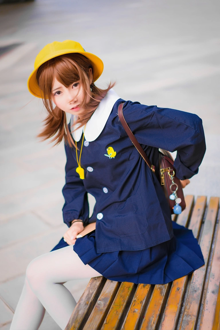 面饼仙儿《幼稚园》主题写真：41张全套美图