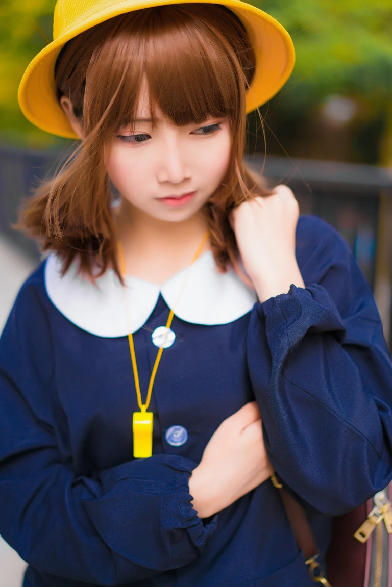 面饼仙儿《幼稚园》主题写真：41张全套美图