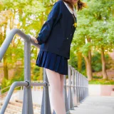 面饼仙儿《幼稚园》主题写真：41张全套美图