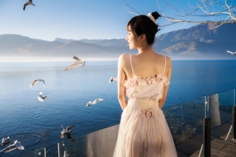 木棉棉《如果你也喜欢花》主题写真：47张全套美图