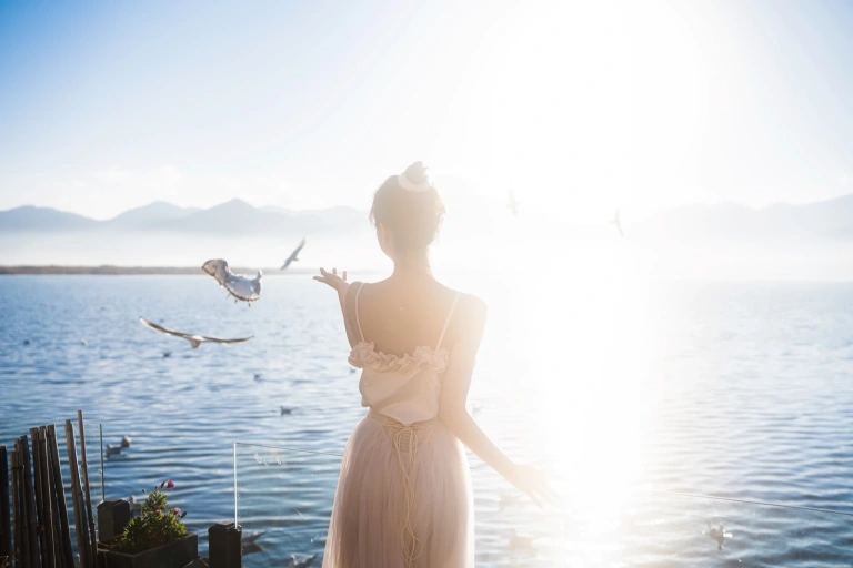 木棉棉《如果你也喜欢花》主题写真：47张全套美图