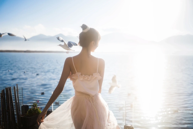 木棉棉《如果你也喜欢花》主题写真：47张全套美图