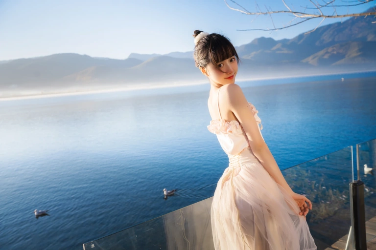 木棉棉《如果你也喜欢花》主题写真：47张全套美图