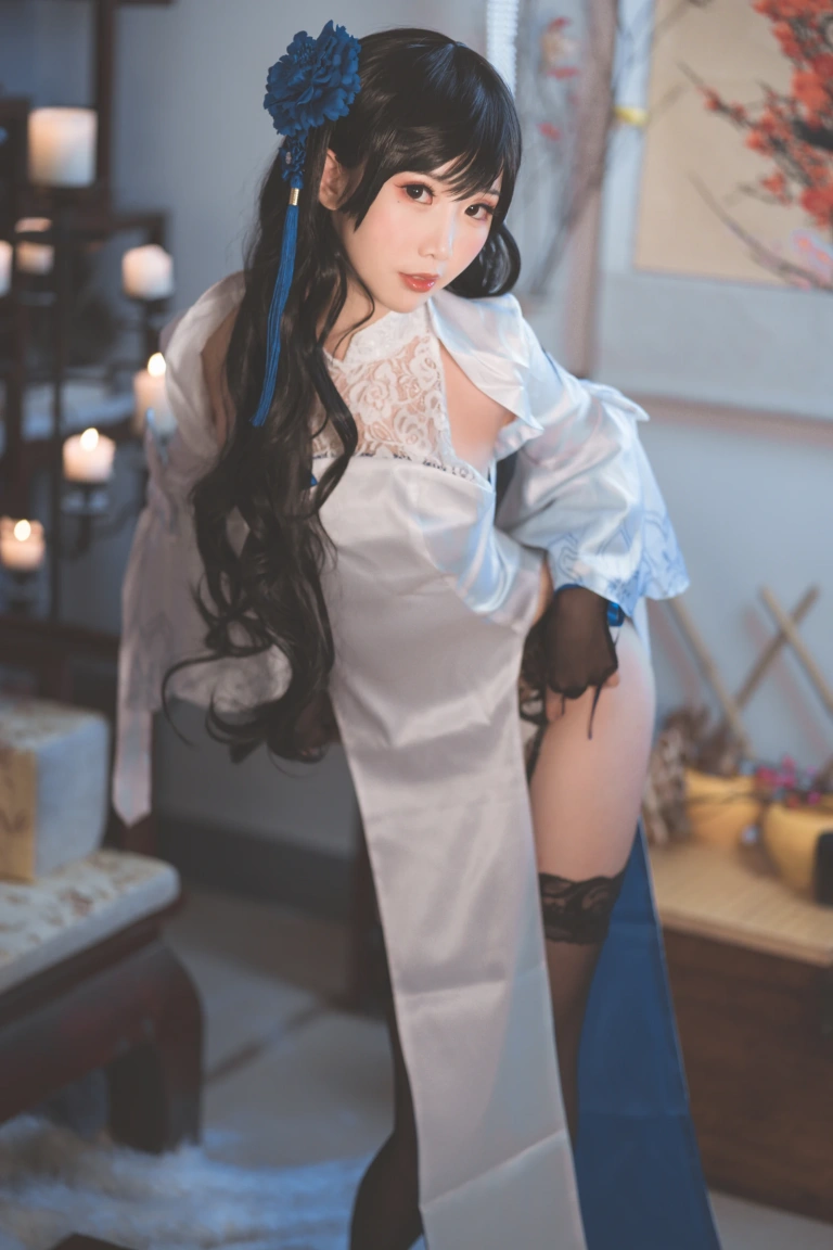 面饼仙儿《玉玲珑》主题写真：27张全套美图