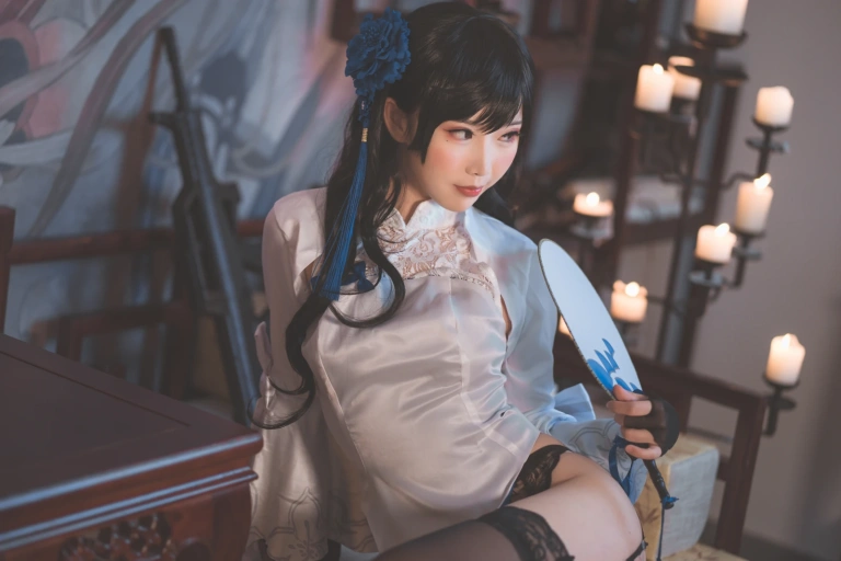 面饼仙儿《玉玲珑》主题写真：27张全套美图