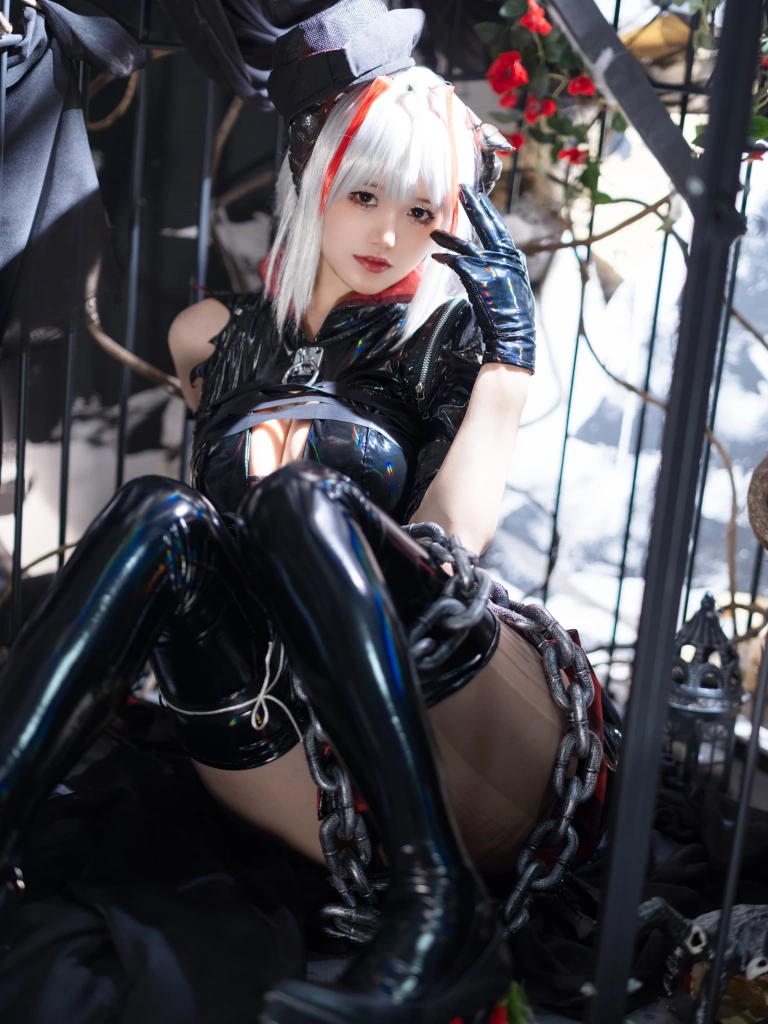 小仓千代《[Patreon] 2023年06月套图会员合集》主题写真：112张全套美图，含1个视频