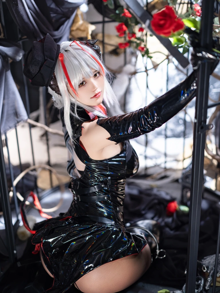 小仓千代《[Patreon] 2023年06月套图会员合集》主题写真：112张全套美图，含1个视频