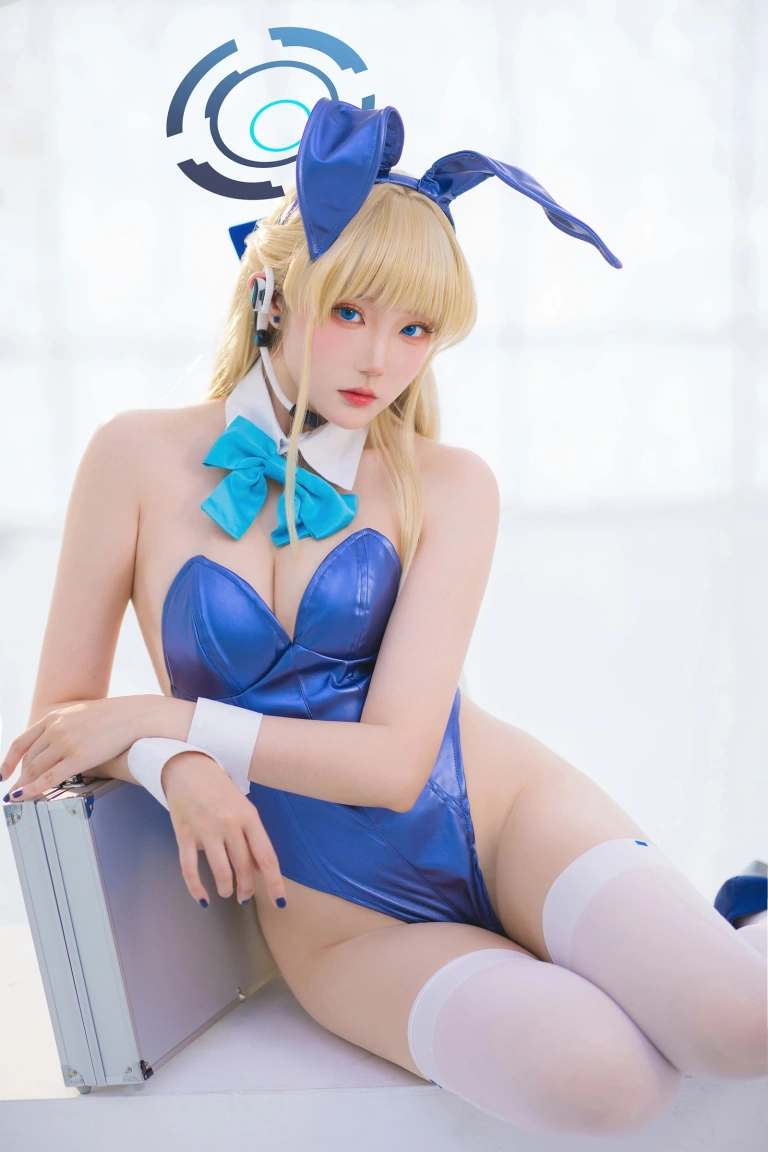 瓜希酱《TOKI兔兔》主题写真：25张全套美图