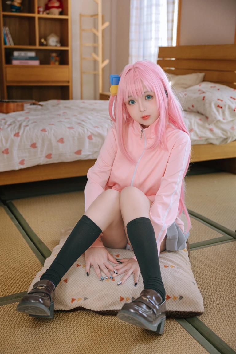 日奈娇(椎名莜)《小孤独》主题写真：134张全套美图