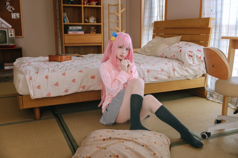 日奈娇(椎名莜)《小孤独》主题写真：134张全套美图