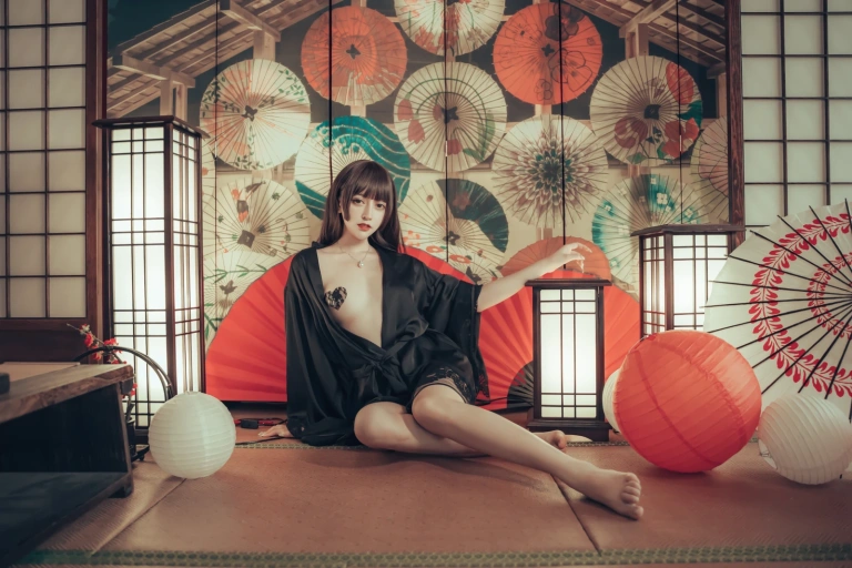 过期米线线喵《和风浴衣》主题写真：23张全套美图