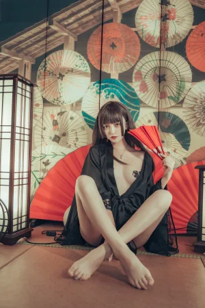 过期米线线喵《和风浴衣》主题写真：23张全套美图