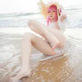 星之迟迟《《鸣夏》 絮库夫》主题写真：25张全套美图