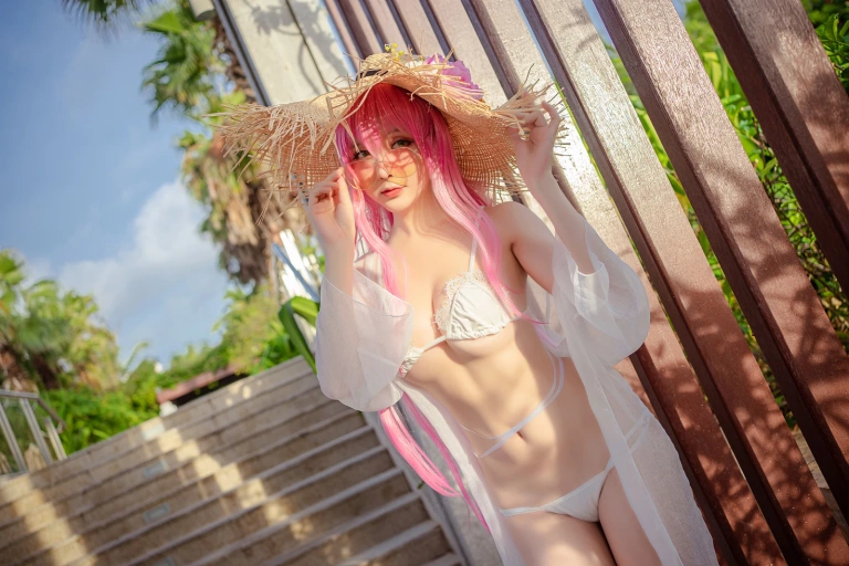 星之迟迟《《鸣夏》 絮库夫》主题写真：25张全套美图