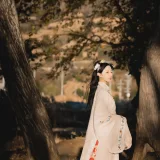 木棉棉《山川如酒》主题写真：35张全套美图