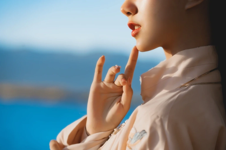 木棉棉《山川如酒》主题写真：35张全套美图